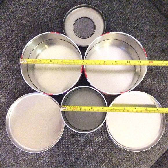 💕❤️Valentine’s Day Tin Canisters❤️💕 - Picture 3 of 4